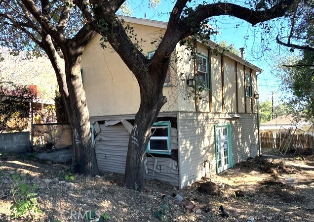 Detail Gallery Image 20 of 21 For 3130 N Mount Curve, Altadena,  CA 91001 - 2 Beds | 2 Baths