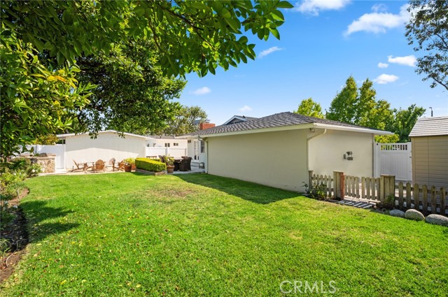 1912 Diana Ln, Newport Beach CA: https://media.crmls.org/medias/127384aa-1aad-40b6-bc12-cd8fdf75ba3f.jpg