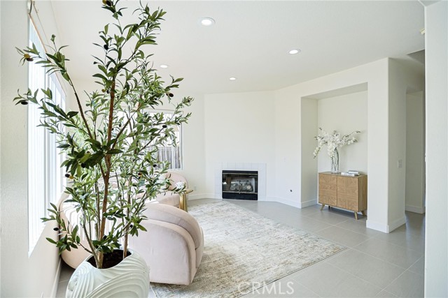 Detail Gallery Image 13 of 49 For 12892 Abbey Rd, Garden Grove,  CA 92843 - 4 Beds | 2/1 Baths