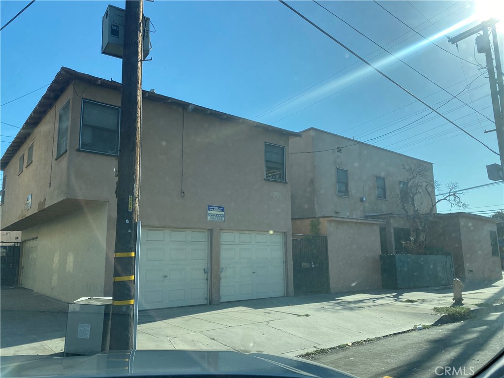 1486 Magnolia Avenue, Long Beach, CA 90813