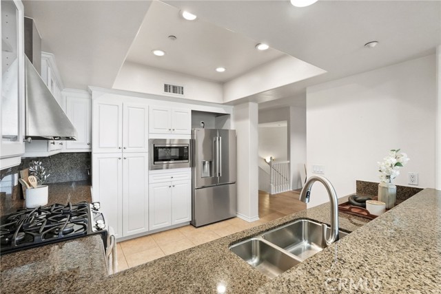 13031 Villosa, 422 photo 18