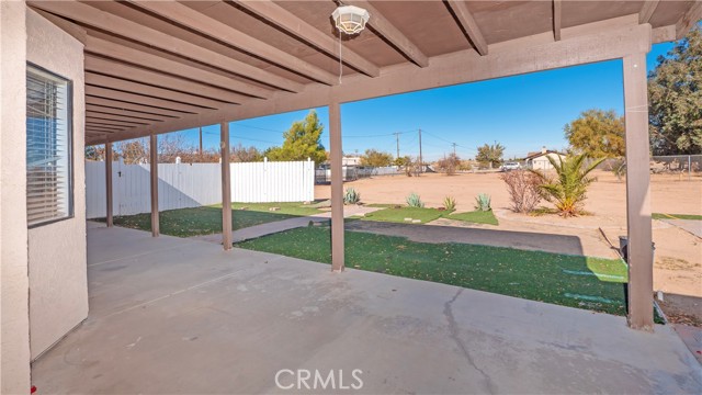 Detail Gallery Image 41 of 54 For 14914 Larch St, Hesperia,  CA 92345 - 4 Beds | 3 Baths