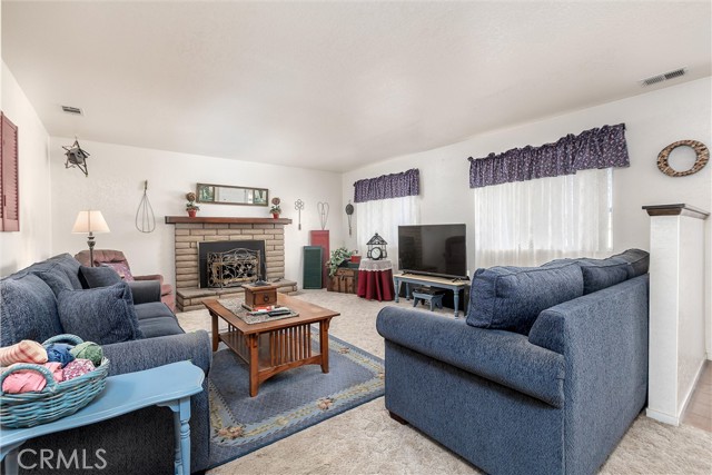 Detail Gallery Image 12 of 22 For 8210 Creston Rd, Paso Robles,  CA 93446 - 4 Beds | 2 Baths