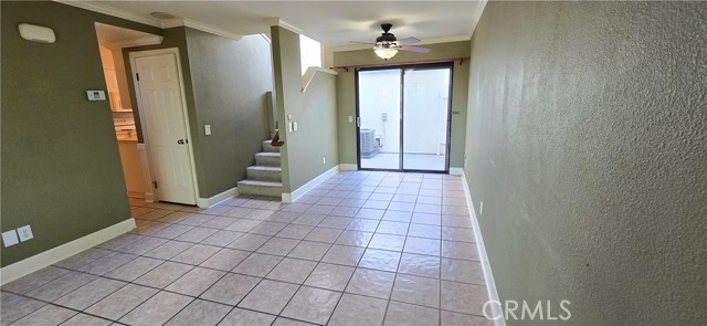 Detail Gallery Image 8 of 21 For 623 Church Pl #3,  Redlands,  CA 92374 - 3 Beds | 2/1 Baths