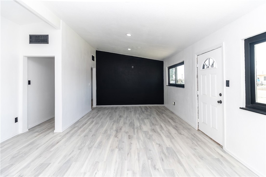 12762D59 5E41 4C6E 9F8E 216E6E1C9Eee 2025 Rio Vista, Needles, Ca 92363 &Lt;Span Style='BackgroundColor:transparent;Padding:0Px;'&Gt; &Lt;Small&Gt; &Lt;I&Gt; &Lt;/I&Gt; &Lt;/Small&Gt;&Lt;/Span&Gt;