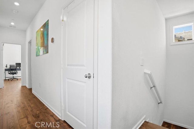 Detail Gallery Image 17 of 38 For 240 Tavern Creek, Palmdale,  CA 93551 - 3 Beds | 3 Baths