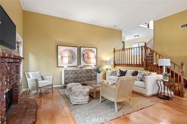 Detail Gallery Image 8 of 35 For 1909 Belmont Ln #B,  Redondo Beach,  CA 90278 - 3 Beds | 3 Baths