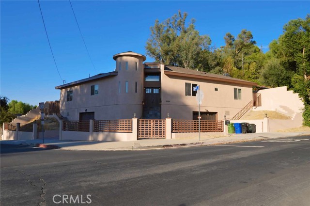 22325 Avenue San Luis, Woodland Hills (los Angeles), California 91364, 3 Bedrooms Bedrooms, ,4 BathroomsBathrooms,Residential Lease,For Rent,22325 Avenue San Luis,CRSR24208149