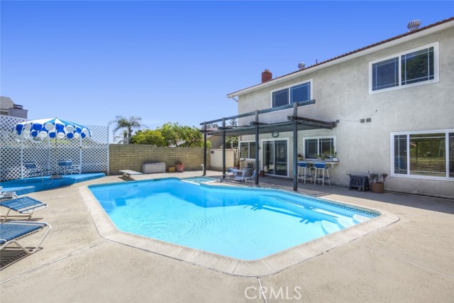 1135 Bloomwood Road, Rancho Palos Verdes, California 90275, 3 Bedrooms Bedrooms, ,2 BathroomsBathrooms,Residential,Sold,Bloomwood,SB22182037