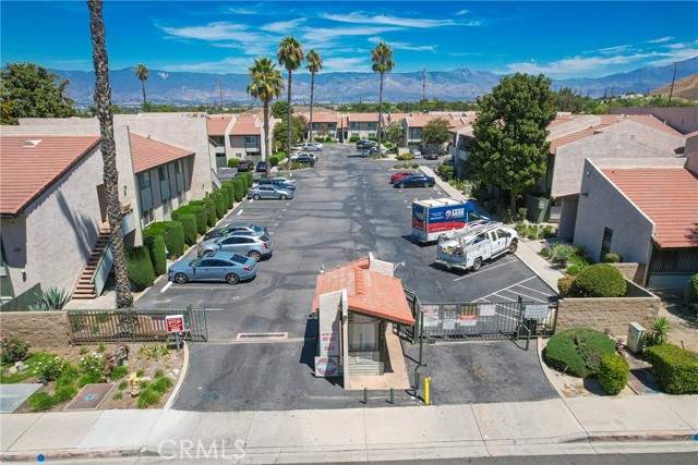 2255 Cahuilla Street, Colton CA: https://media.crmls.org/medias/1278a636-3b5c-4c47-8dff-90fd8d1ce5d5.jpg