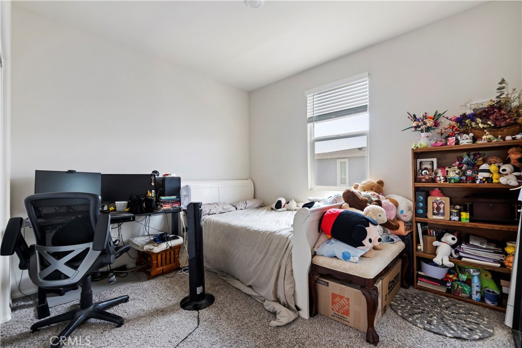 https://media.crmls.org/medias/1278addc-2e03-44aa-9a1a-9c470f7cf6ba.jpg?preset=X-Large