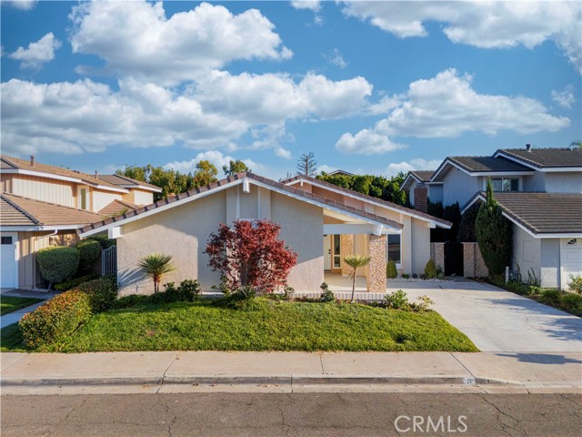 Detail Gallery Image 4 of 56 For 28 Birdsong, Irvine,  CA 92604 - 4 Beds | 2 Baths