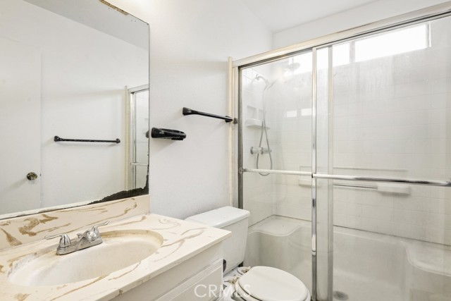 Detail Gallery Image 21 of 23 For 521 Bond, Redlands,  CA 92373 - 4 Beds | 2 Baths