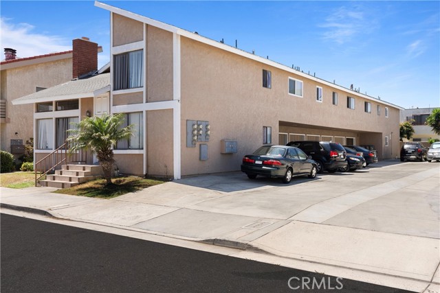 Detail Gallery Image 23 of 28 For 16881 Hoskins Ln #2,  Huntington Beach,  CA 92649 - 1 Beds | 1 Baths