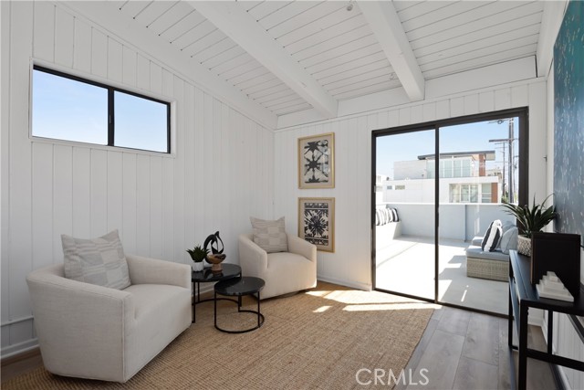 317 8th Street, Manhattan Beach, California 90266, 3 Bedrooms Bedrooms, ,3 BathroomsBathrooms,Residential,Sold,8th,SB22148792