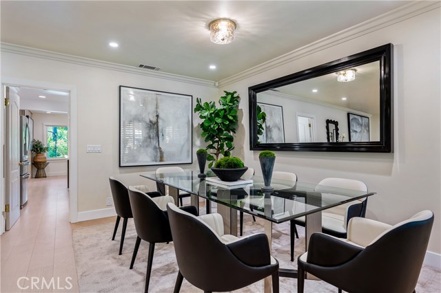 Detail Gallery Image 9 of 45 For 28 W Sycamore Ave, Arcadia,  CA 91006 - 4 Beds | 4 Baths