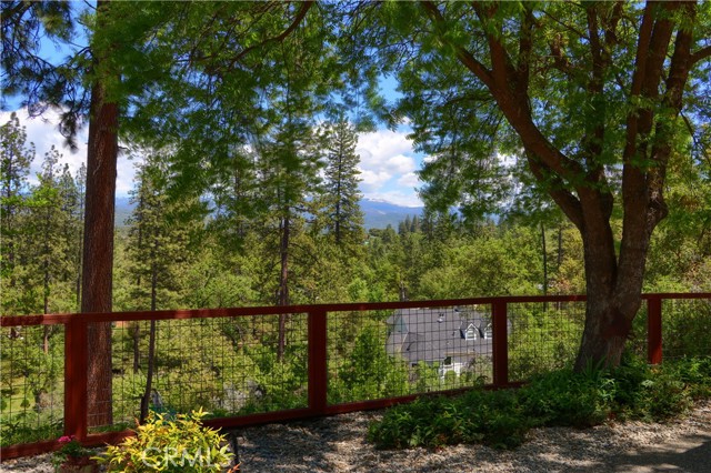 Detail Gallery Image 7 of 47 For 45792 Sutton Dr, Oakhurst,  CA 93644 - 4 Beds | 3 Baths