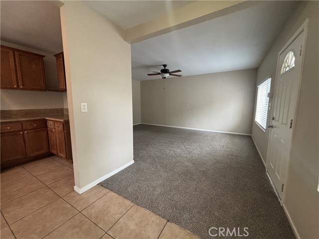 Detail Gallery Image 6 of 24 For 7447 Loma Verde Ave, Canoga Park,  CA 91303 - 3 Beds | 2 Baths