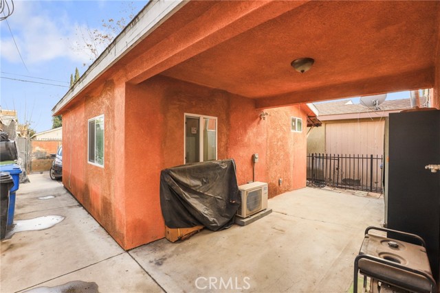 10352 Anzac Avenue, Los Angeles, California 90002, 7 Bedrooms Bedrooms, ,5 BathroomsBathrooms,Single Family Residence,For Sale,Anzac,SB25028945