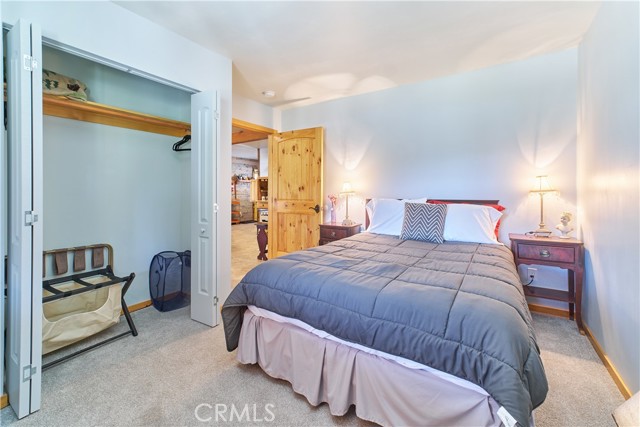 Detail Gallery Image 25 of 53 For 448 Edgemoor Rd, Big Bear Lake,  CA 92315 - 7 Beds | 4/1 Baths