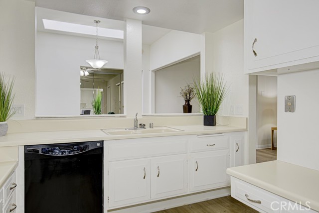 Detail Gallery Image 14 of 25 For 537 via Estrada #C,  Laguna Woods,  CA 92637 - 2 Beds | 2 Baths