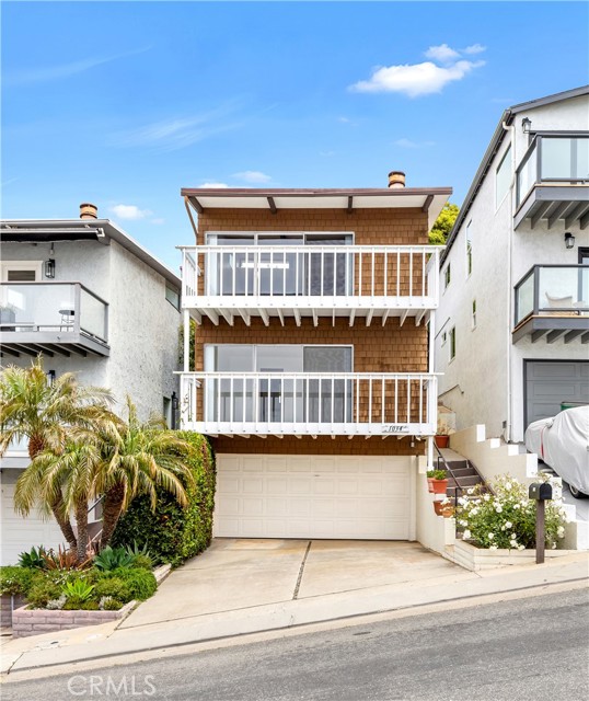 1034 Santa Ana St, Laguna Beach, CA 92651