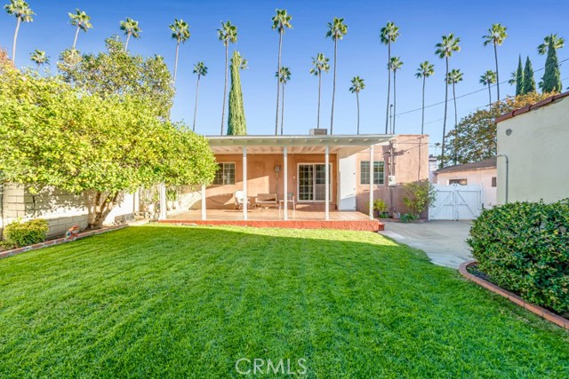 Detail Gallery Image 3 of 35 For 1227 Western Ave, Glendale,  CA 91201 - 3 Beds | 2 Baths