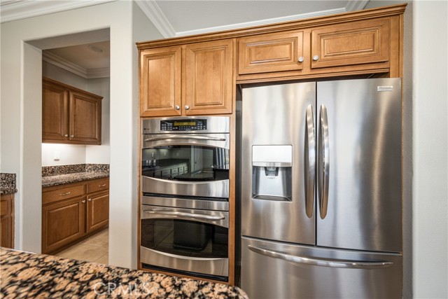 1244 Sea Lavender Lane, Beaumont CA: https://media.crmls.org/medias/1281a1c9-253e-4e8b-baae-03fe3b9ac99f.jpg