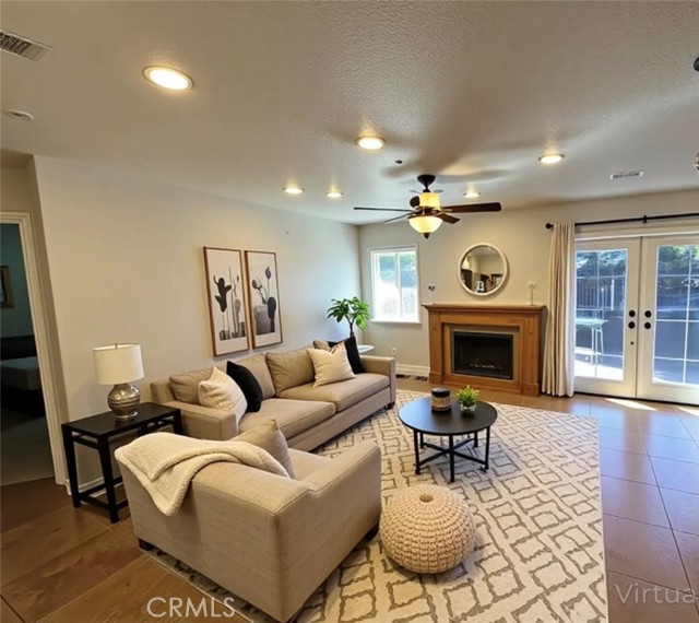 Detail Gallery Image 3 of 11 For 13481 Dana Ct, Fontana,  CA 92336 - 3 Beds | 2 Baths