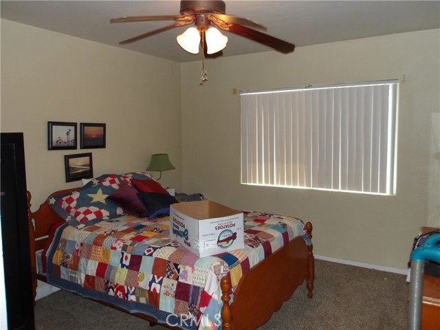 4034 Cottage Drive, San Bernardino CA: https://media.crmls.org/medias/1281fcde-4353-4a8d-9287-f62dcf494588.jpg