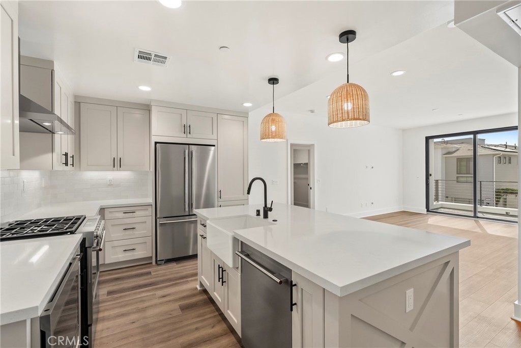 1101 Catania Court - photo 7