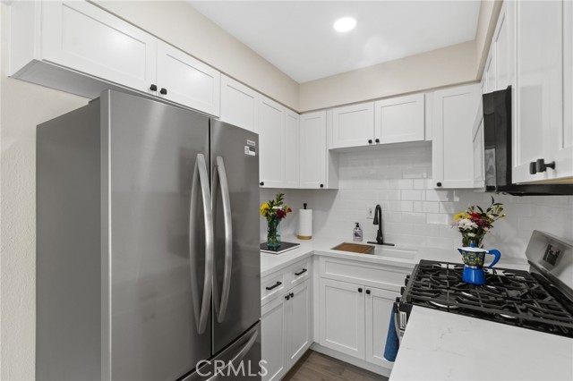 Detail Gallery Image 10 of 24 For 5050 Linden #97,  Long Beach,  CA 90805 - 1 Beds | 1 Baths