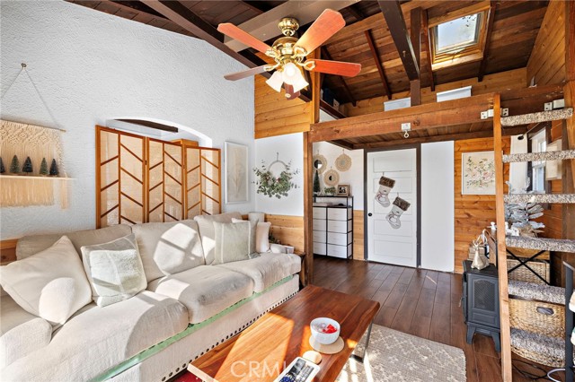 Detail Gallery Image 24 of 48 For 268 & 270 Walnut St, Costa Mesa,  CA 92627 - 3 Beds | 2/1 Baths