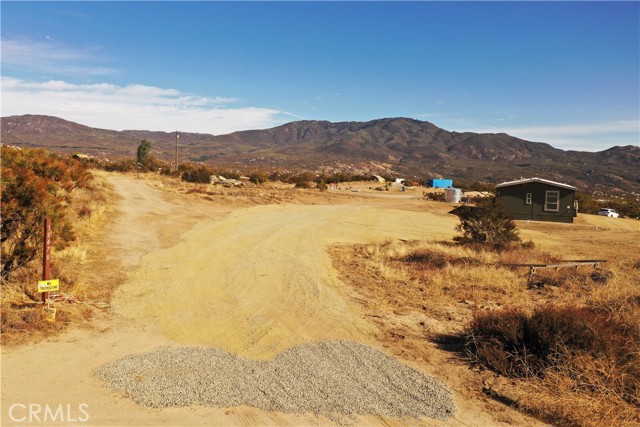 Detail Gallery Image 9 of 30 For 38478 Carol Rd, Hemet,  CA 92544 - 3 Beds | 2 Baths