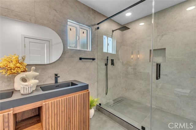 Detail Gallery Image 39 of 56 For 8848 Gerald Ave, North Hills,  CA 91343 - 4 Beds | 2 Baths