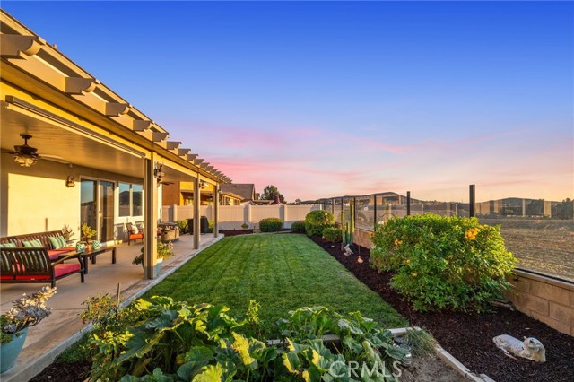 37629 Fiesta Flower Street, Murrieta CA: https://media.crmls.org/medias/128402c8-6565-4be7-9bc0-cb5d3d10489b.jpg