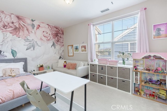 33 Craftsbury Place, Ladera Ranch CA: https://media.crmls.org/medias/1284b84a-3c5d-45e2-8e1c-35971e4a9e92.jpg
