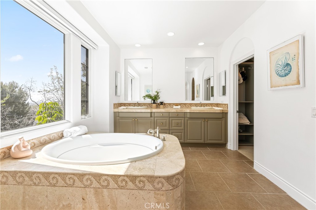 MLS #OC26144719 image #44