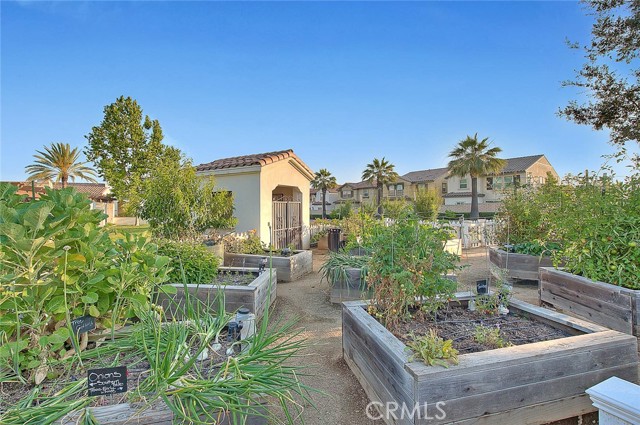 831 Wintergreen Way, Upland CA: https://media.crmls.org/medias/12851b77-9429-471a-89a7-760b72e48811.jpg