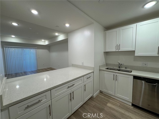 Detail Gallery Image 1 of 21 For 1025 S Berendo St #209,  Los Angeles,  CA 90006 - 1 Beds | 1 Baths