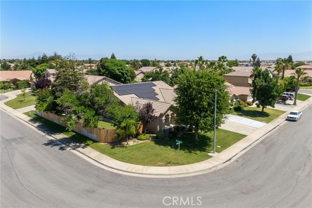 Detail Gallery Image 2 of 44 For 308 Riesling Vines St, Bakersfield,  CA 93314 - 3 Beds | 2 Baths