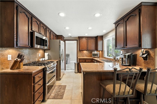 3581 Hillsdale Ranch Road, Chino Hills CA: https://media.crmls.org/medias/12867f49-f1b4-475b-bc30-935c2c166b83.jpg