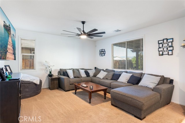 Detail Gallery Image 17 of 47 For 29522 Mascot, Lake Elsinore,  CA 92530 - 4 Beds | 2/1 Baths