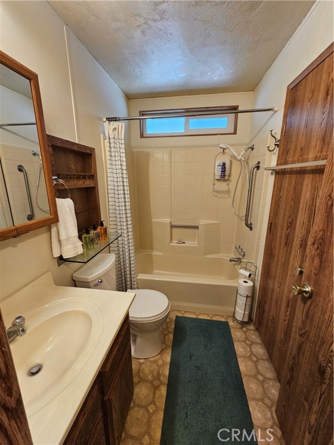 Image 22 of 31 For 626 Dearborn Street 74