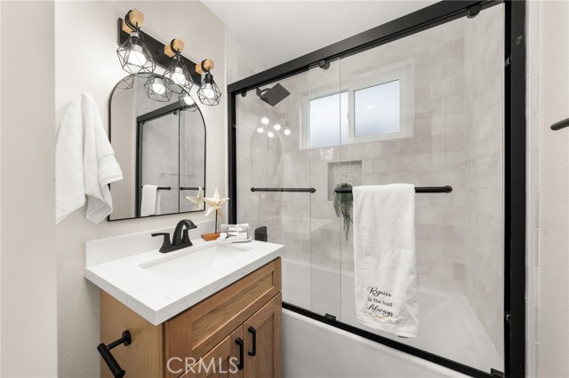 1905 Davis Street, Corona CA: https://media.crmls.org/medias/12886e72-926a-443a-80c8-fa8e8c86cb33.jpg