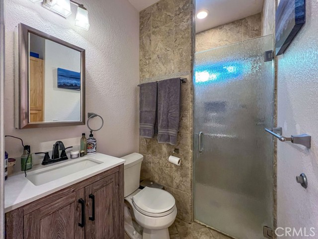 Image 24 of 66 For 16713 Sequoia Way