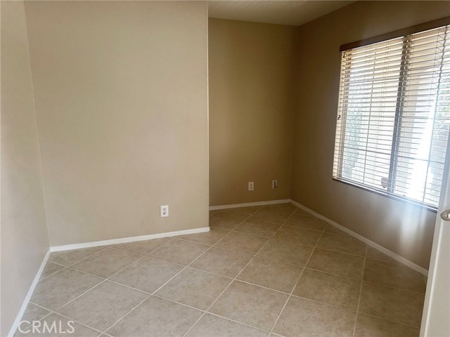 Image 14 of 18 For 22832 Canyon View Drive