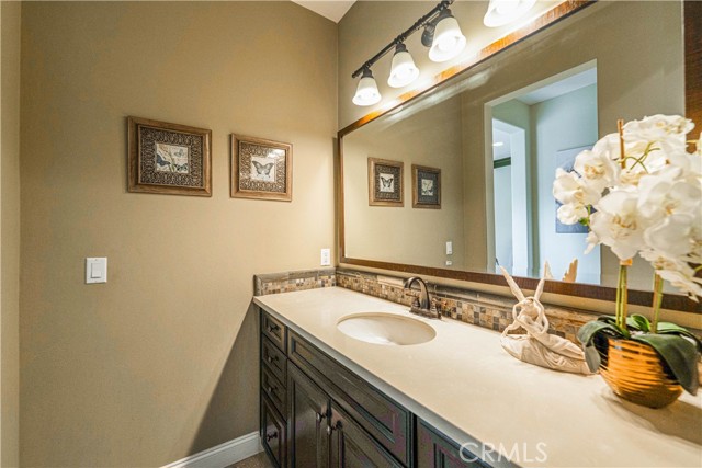 Detail Gallery Image 16 of 35 For 13985 Riverglen, Corona,  CA 92880 - 5 Beds | 3/1 Baths