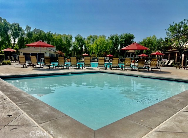 8408 Spirit St, Chino CA: https://media.crmls.org/medias/128a1515-ab8f-43cd-ad24-d489cb754c5f.jpg