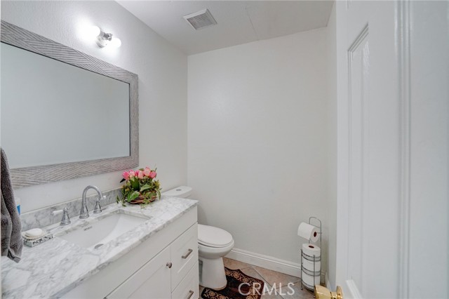 Detail Gallery Image 17 of 39 For 8961 Summerwood Way, Fontana,  CA 92335 - 3 Beds | 2/1 Baths